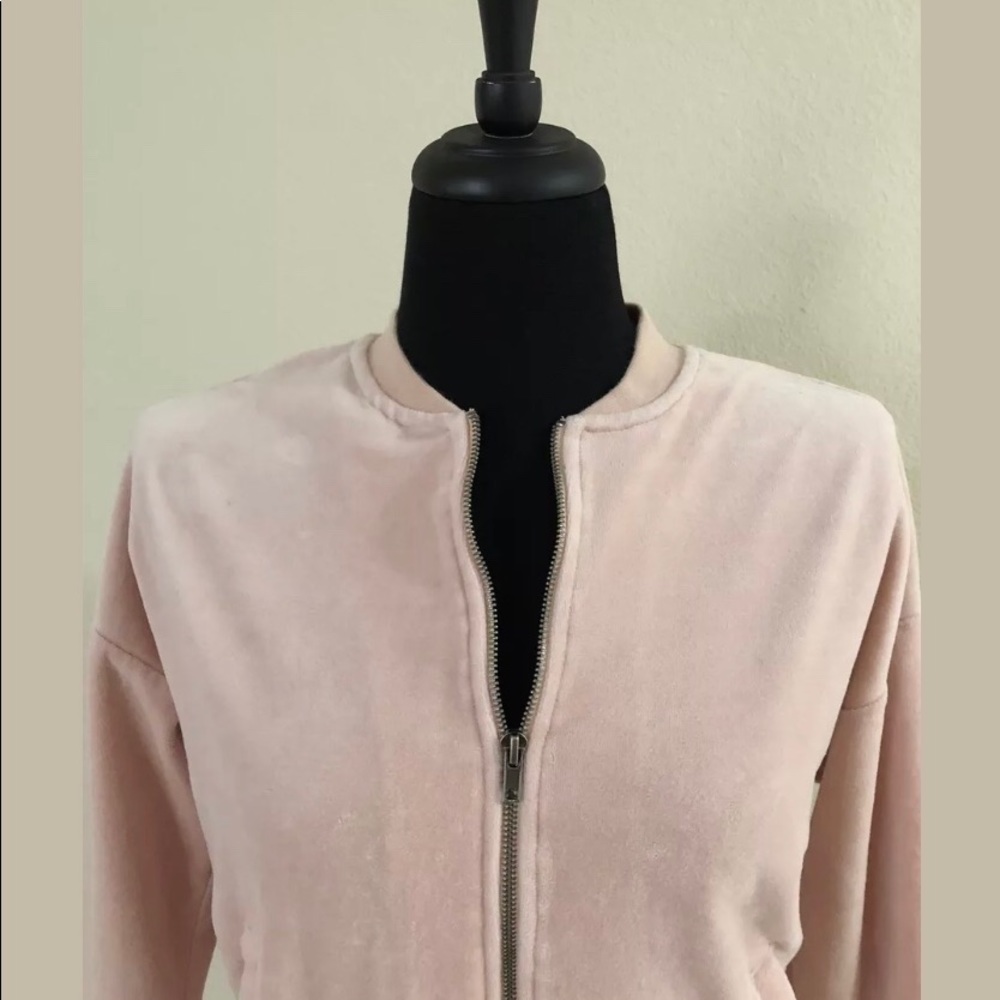 Forever 21 pink velvet jacket size small